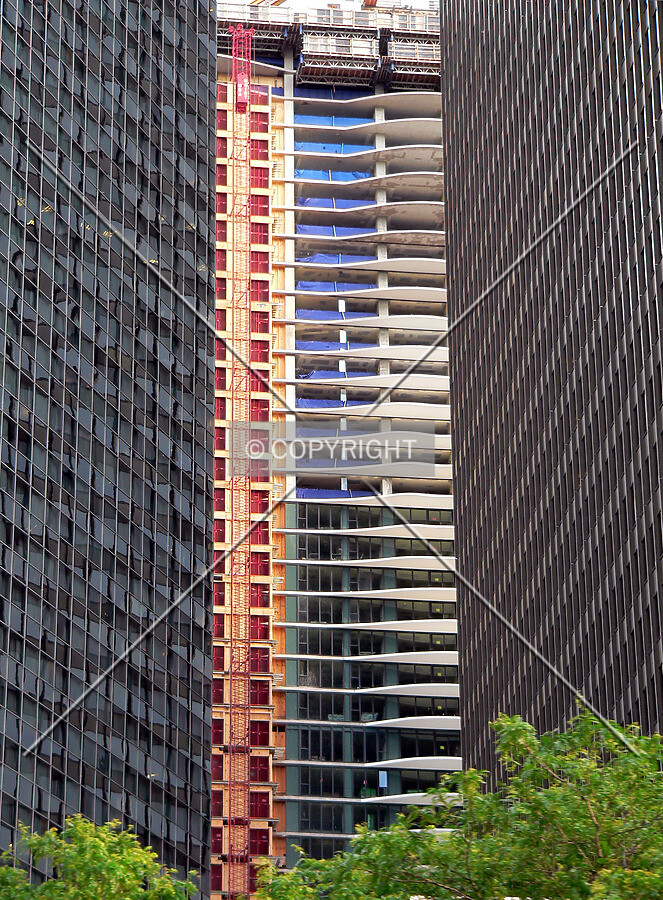View to the south between the Swissotel and 111 East Wacker Drive