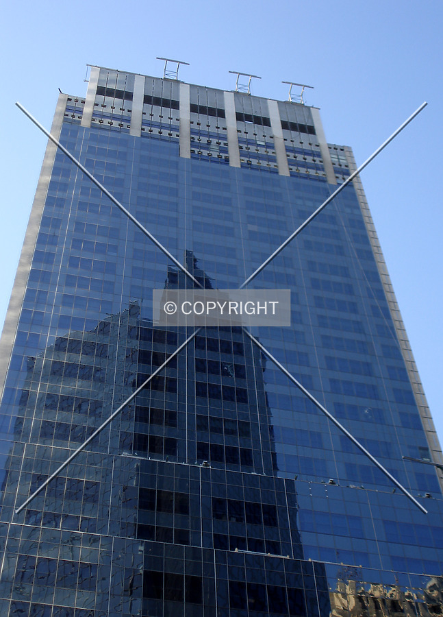Upper floors along Park