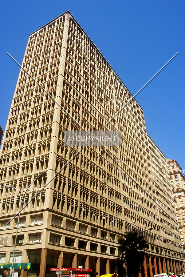 View from the corner of Sete de Setembro Street and Borges de Medeiros Avenue