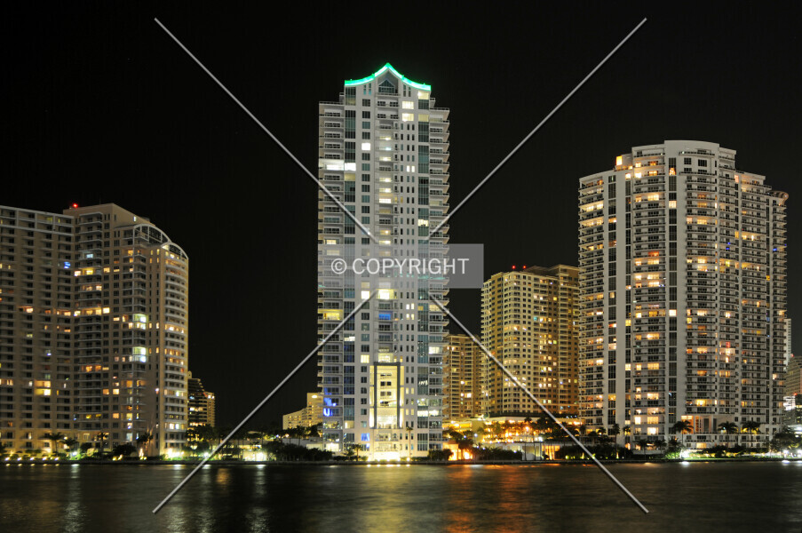 Photo 324-273-893