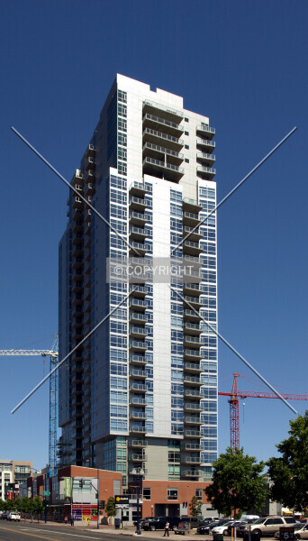Photo 328-018-647