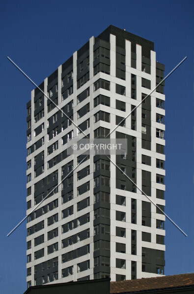 Photo 328-245-818