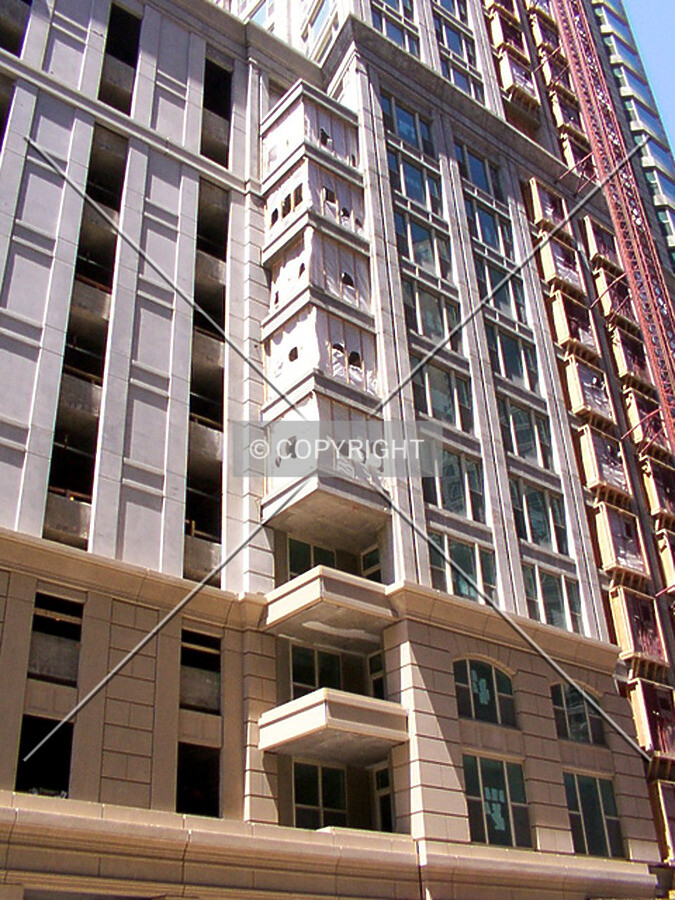 Cantilevered corner - 22 May 2002