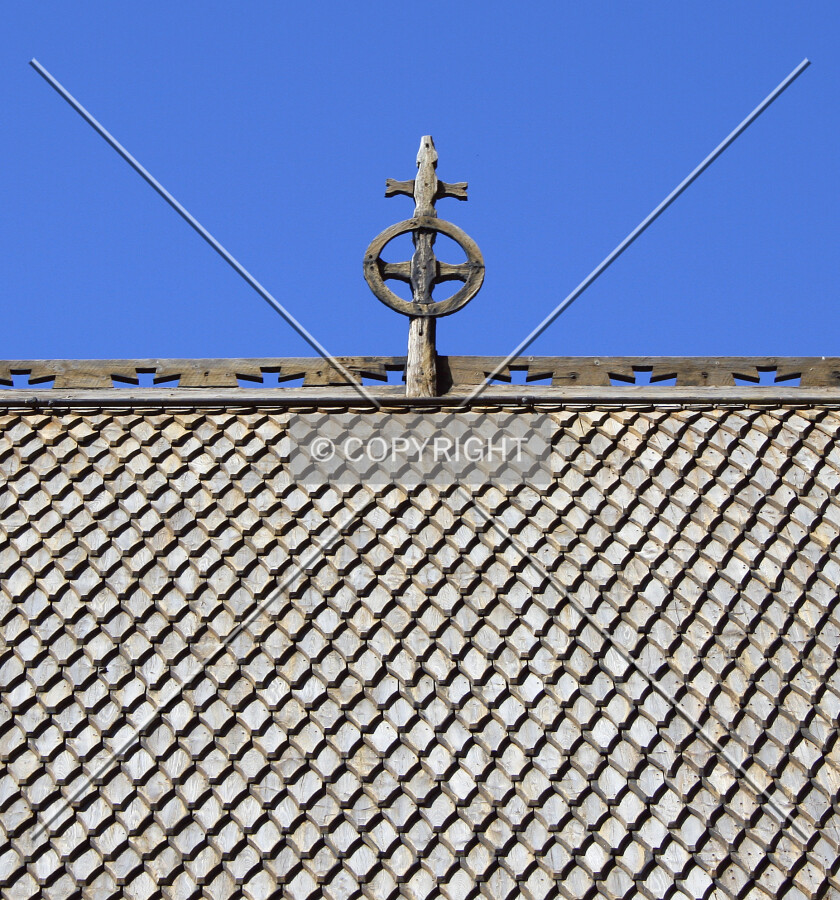 Roof top detail as seen from the south