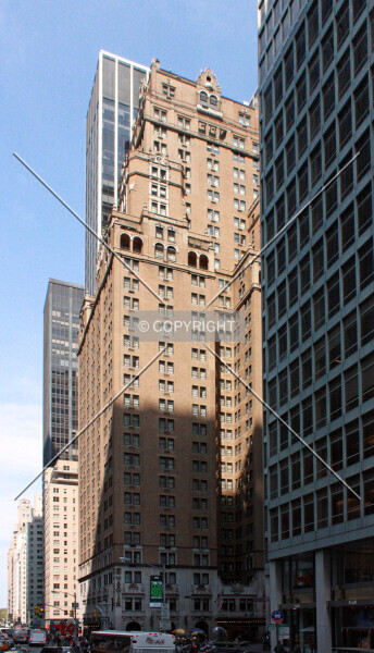 Photo 329-393-820