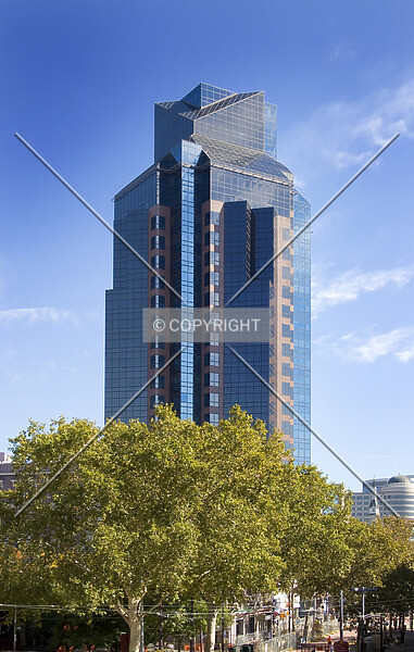 Photo 330-211-495