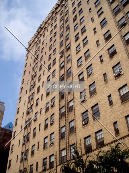 Photo 330-679-083