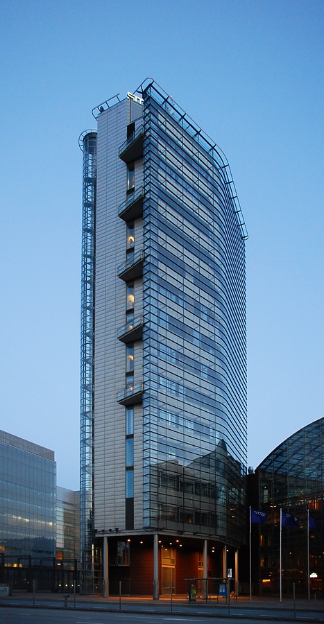 Photo 124-360-711
