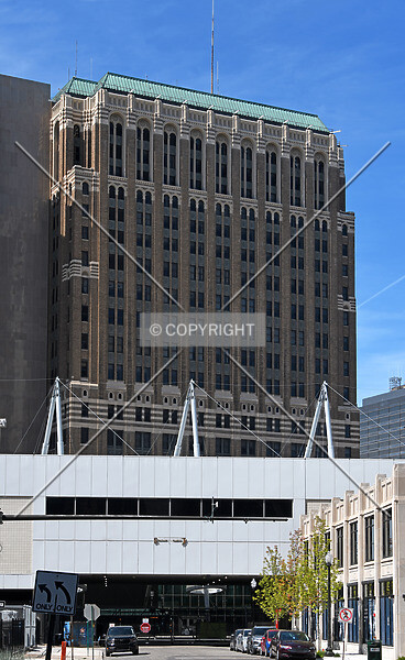 Photo 331-632-678
