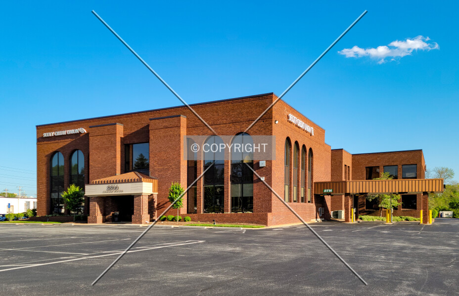 8860 Ladue Road
