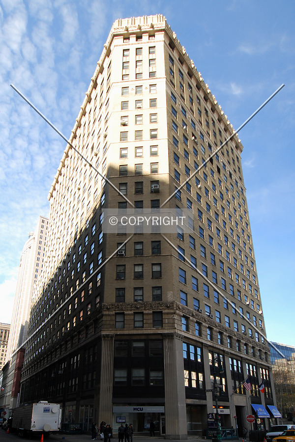 Photo 340-618-825