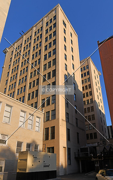 Photo 343-041-956