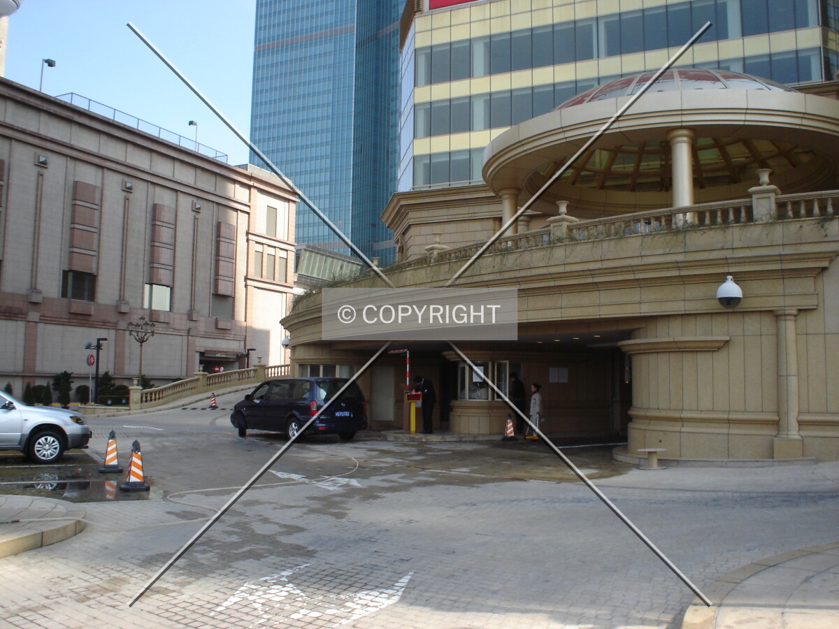 Entrance situation