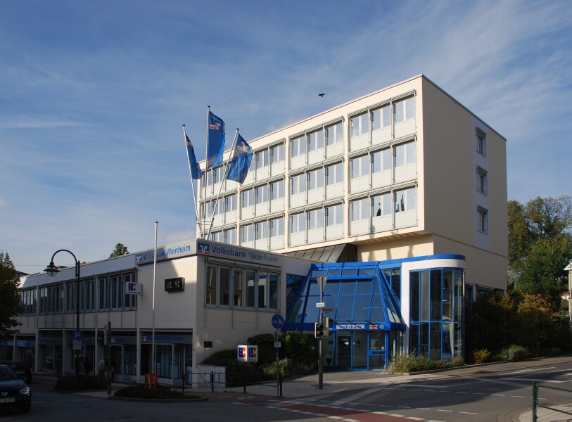 Bismarckstraße 1