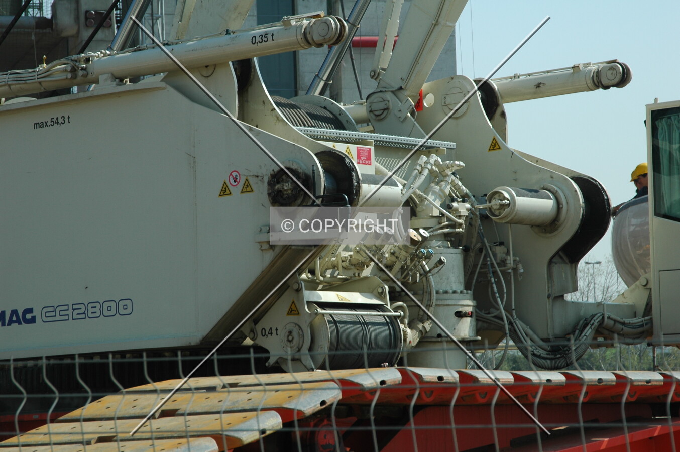 Close-up of the mobile crane