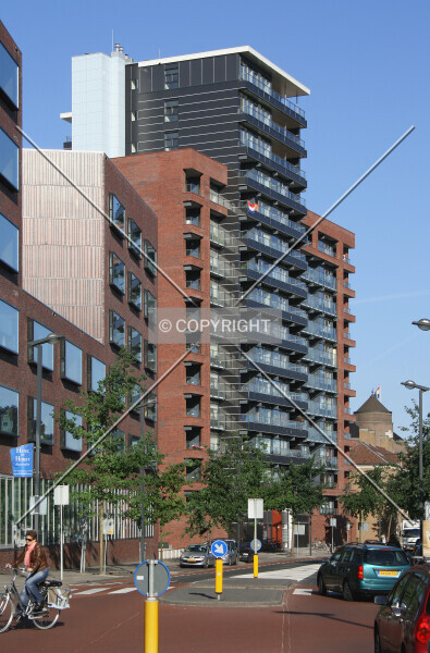 Photo 352-227-017