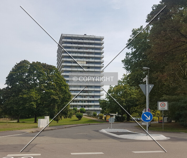 Römerstraße 1