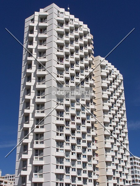 L’Eperon