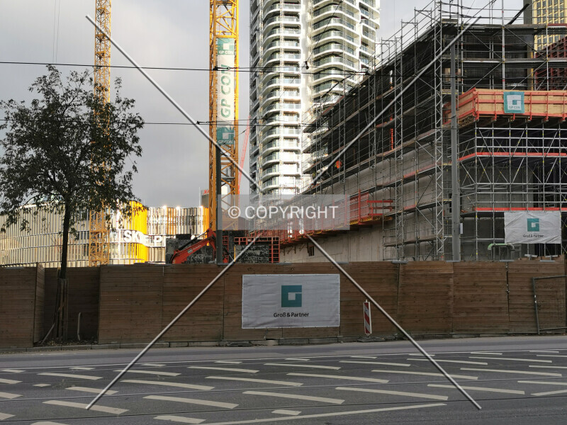Photo 368-295-661