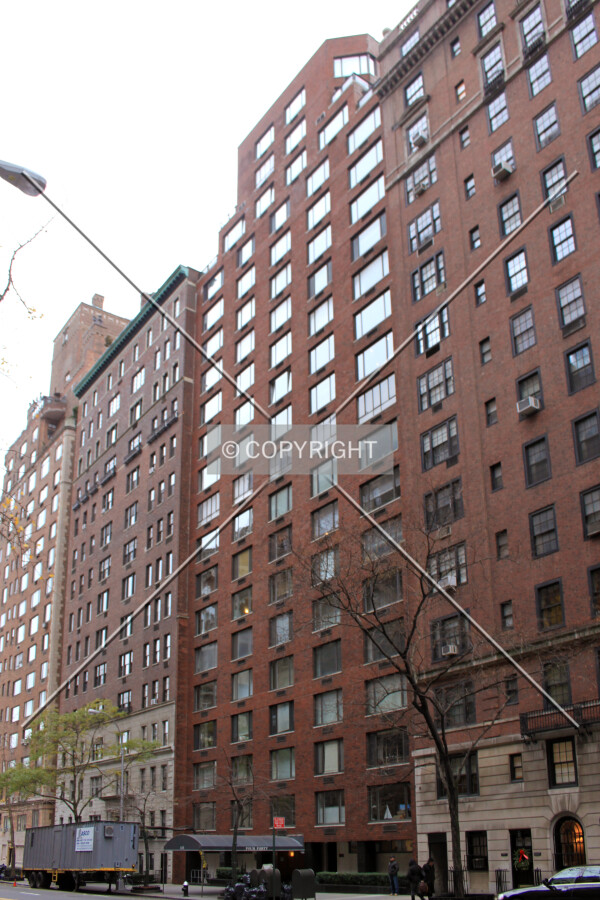 Photo 368-839-621