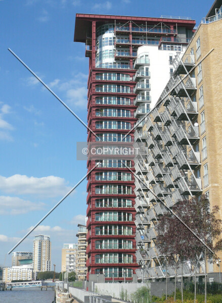 Photo 369-205-764