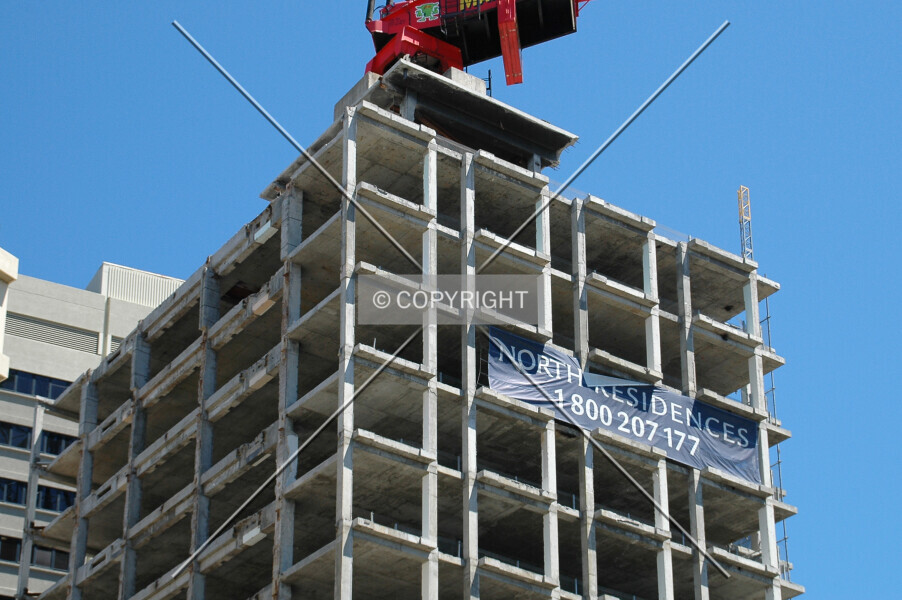 Photo 369-233-278