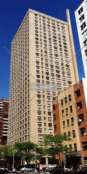 Photo 369-940-132