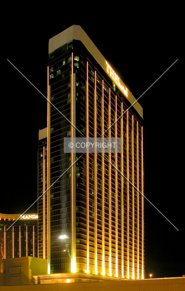 Photo 370-409-636