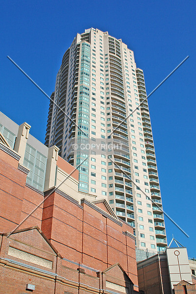 Photo 372-019-678