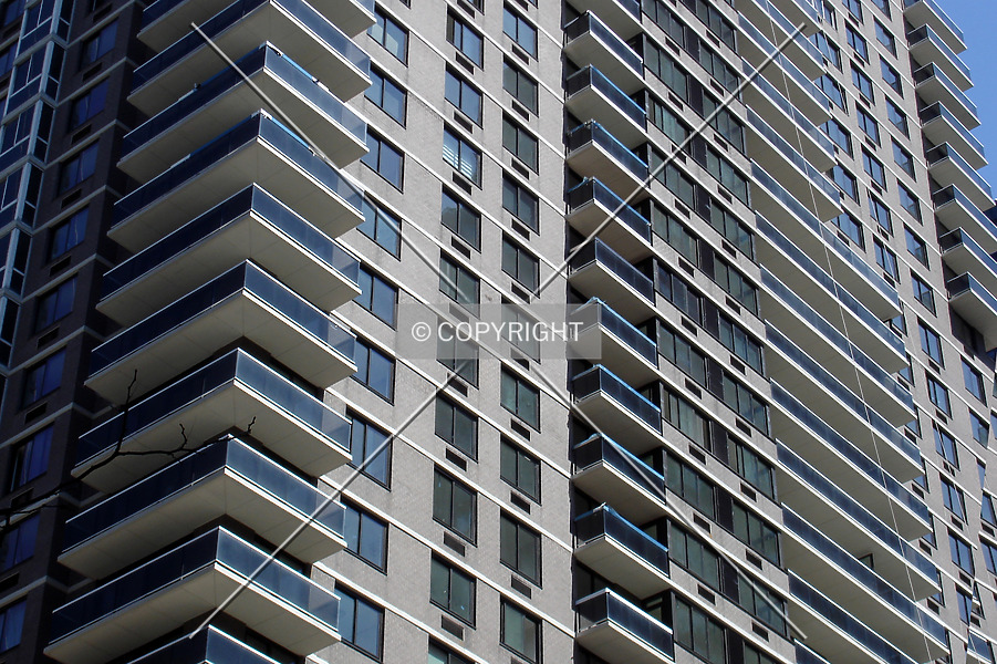 Photo 374-670-144