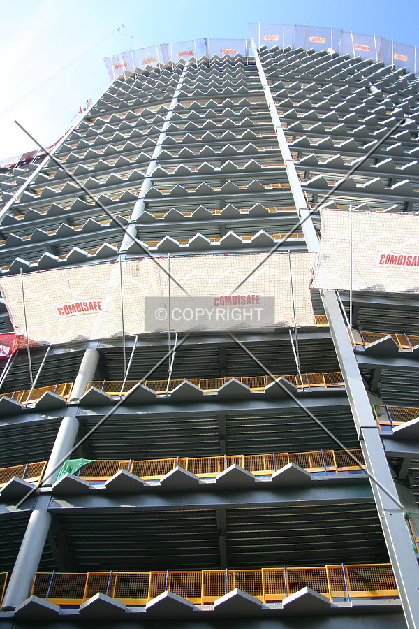 Looking up from Fenchurch Avenue