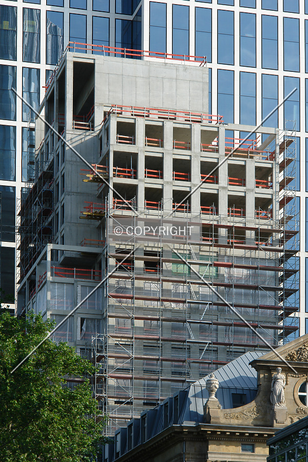 Photo 387-014-182