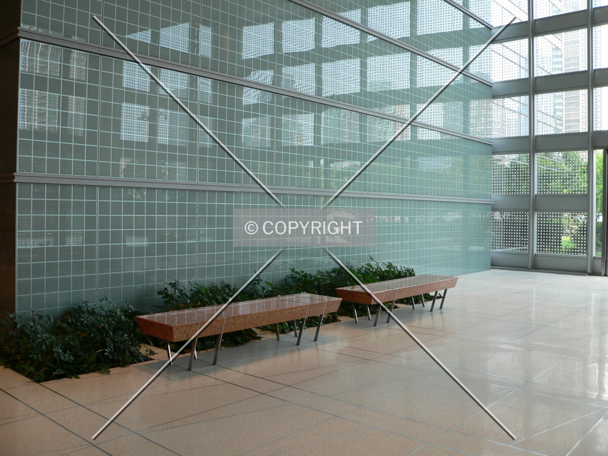 A seating area in the northeastern part of the lobby