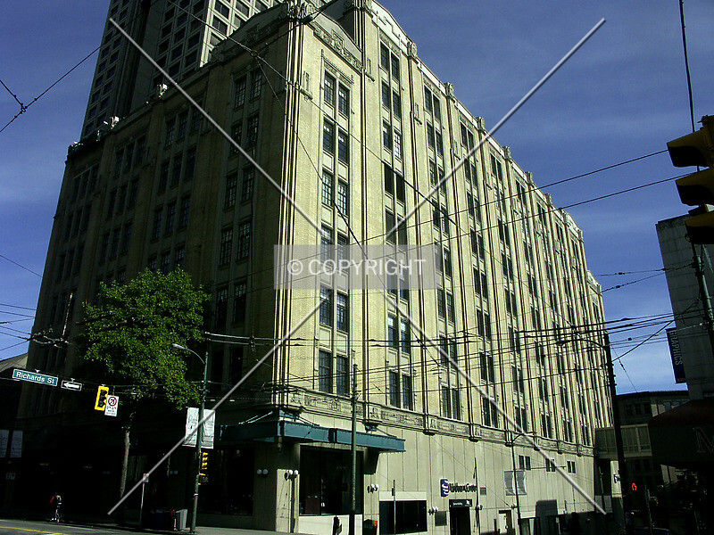 Photo 392-950-919