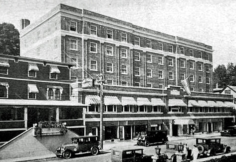 Hotel North Woods