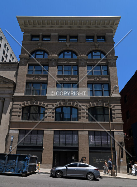Photo 395-196-709