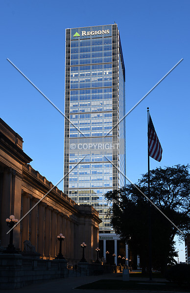 Photo 395-618-136