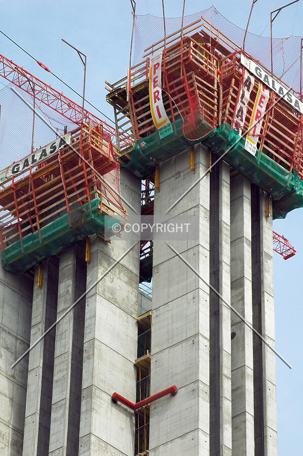 Steel beam joining both south concrete lift cores