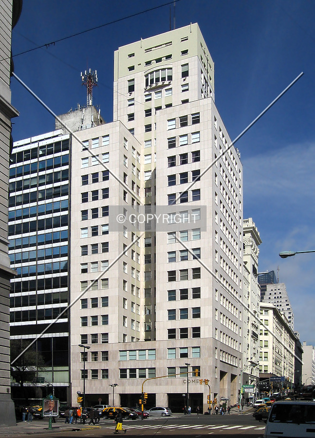 View from Corrientes Avenue