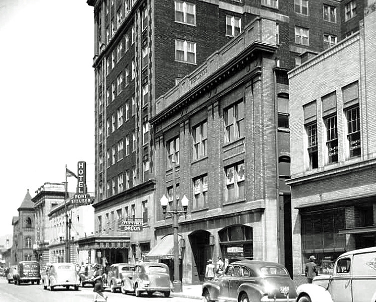 Photo 403-142-791