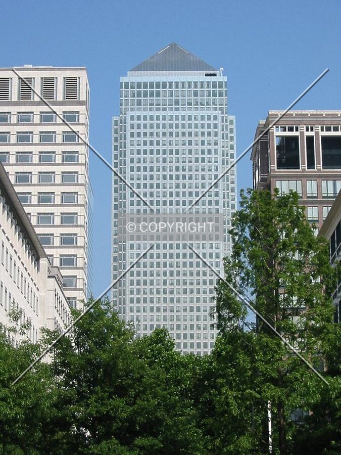 View along West India Avenue from Westferry Circus