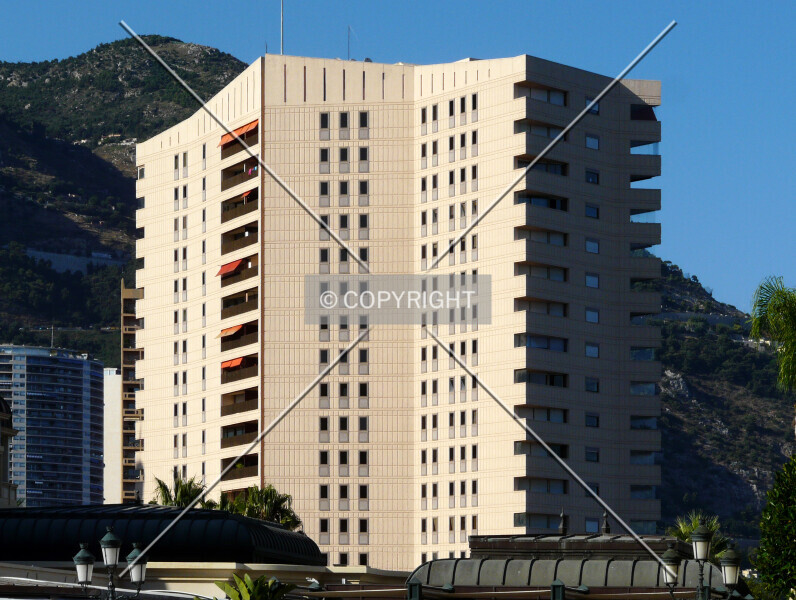 Photo 411-777-987