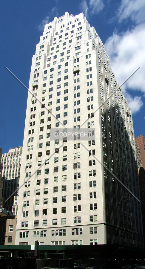 View from the southwest on Pearl Street