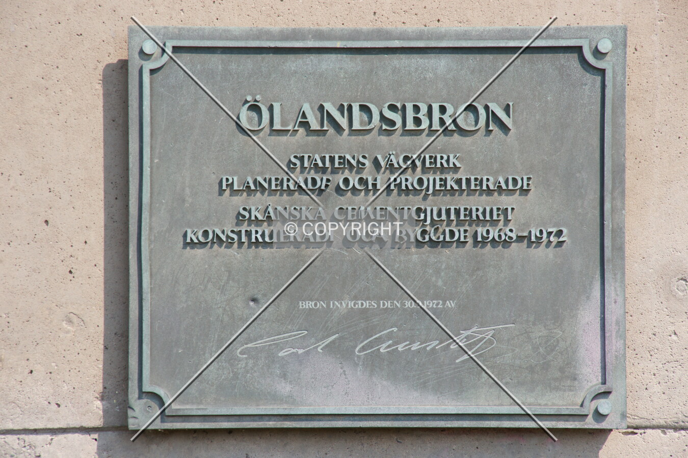 The plague of Ölandsbron showing details of its construction