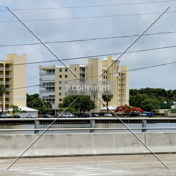 Island Pointe I