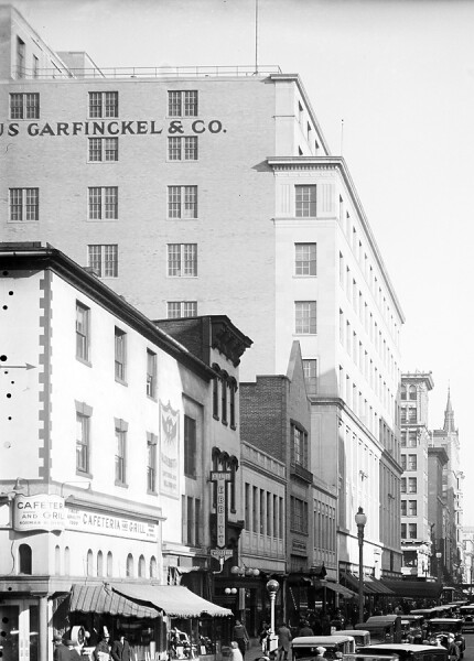 Photo 428-137-404