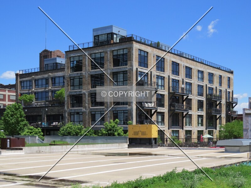 Photo 429-025-347