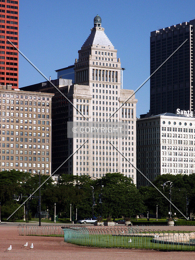 Early summer view from Buckingham Fountain Plaza