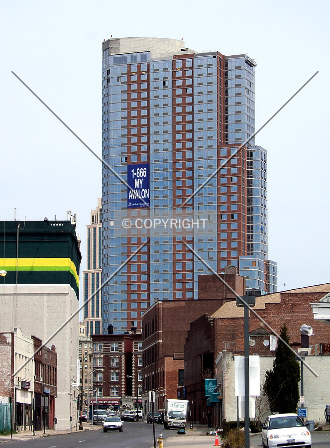 View from the southwest along Huguenot Street
