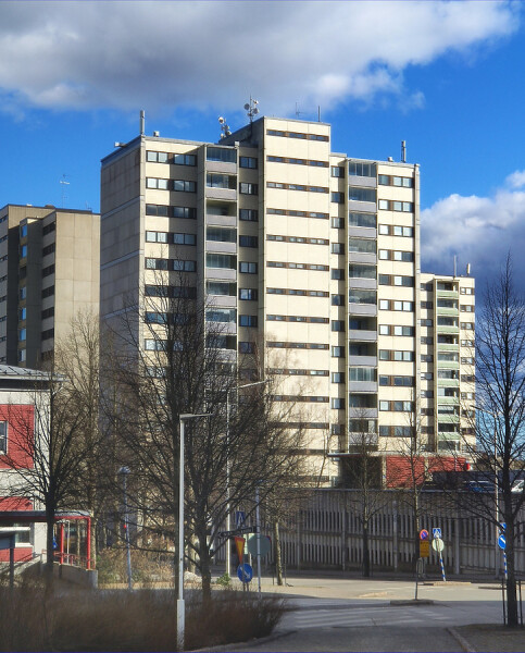 Keskikatu 6